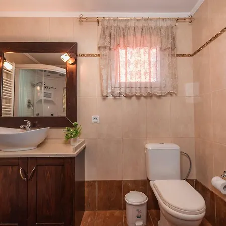 Corfu Potamaki * Kompítsion